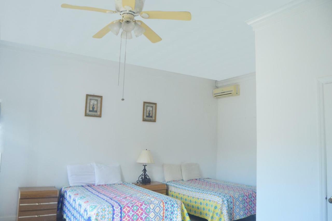 Surfers Manor Motel Gregory Town Zewnętrze zdjęcie